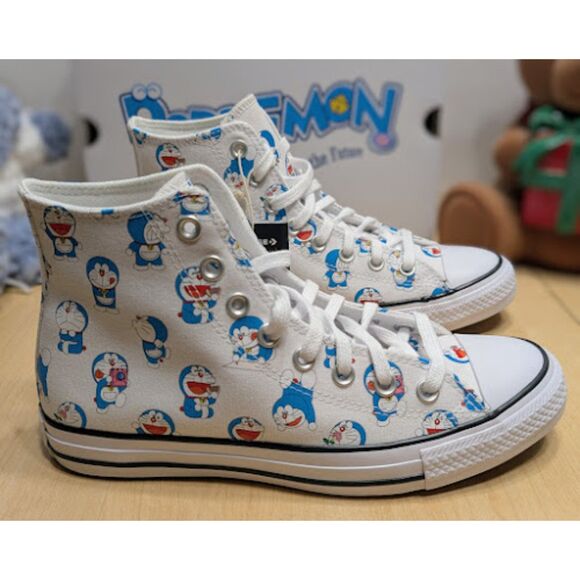 Converse Chuck Taylor All Star Doraemon Cat Robot Unisex High Top Shoes W9 NIB - Picture 2 of 13